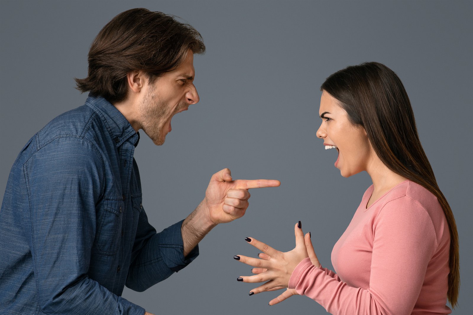 Home 2 medium vecteezy millennial couple quarreling shouting and blaming each 52354355 medium